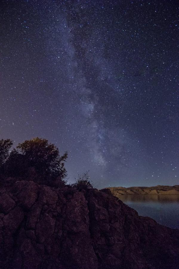Apartmani Verica Karlobag Bagian luar foto