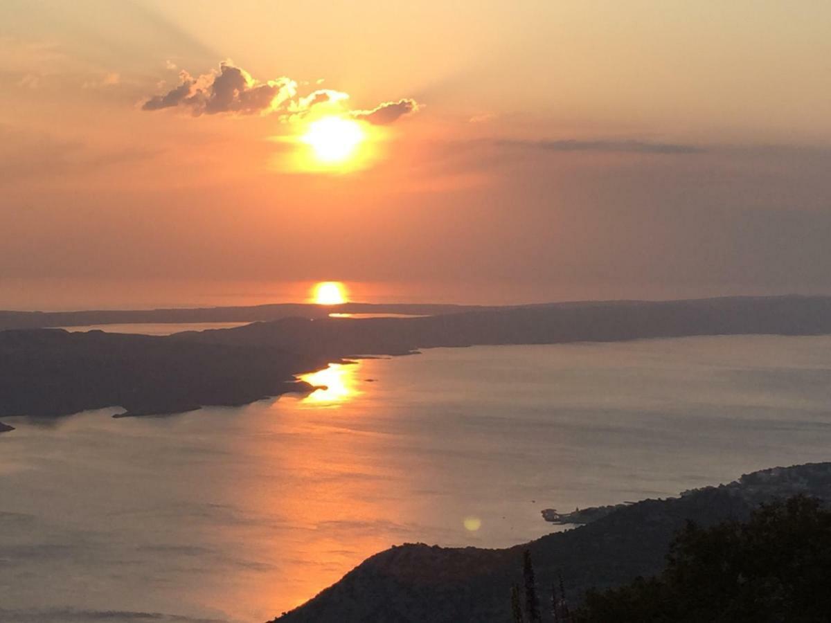 Apartmani Verica Karlobag Bagian luar foto